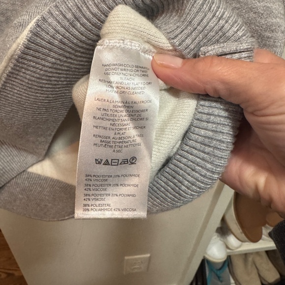 Anthropologie Oaklyn Cozy Crew-Neck Sweatshirt by Pilcro: Short-Sleeve Edition - Picture 10 of 10